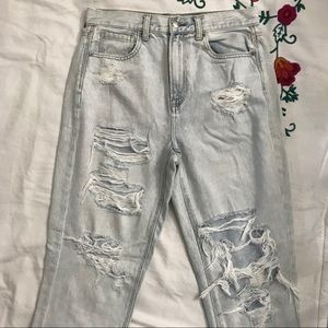 American eagle mom jeans